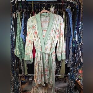 #0216 XL NWT 3 Pc Set Robe, Tank, Crop Pants, Buttery SOFT! Mint Dots/Floral
